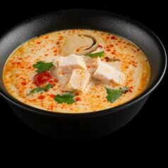 Том Ям с курицей